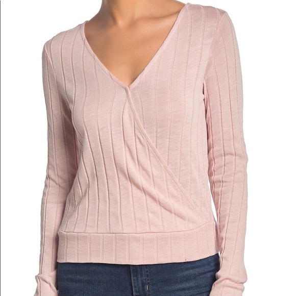 SAM Adorable ribbed surplice top. So. M. New. - Picture 4 of 5